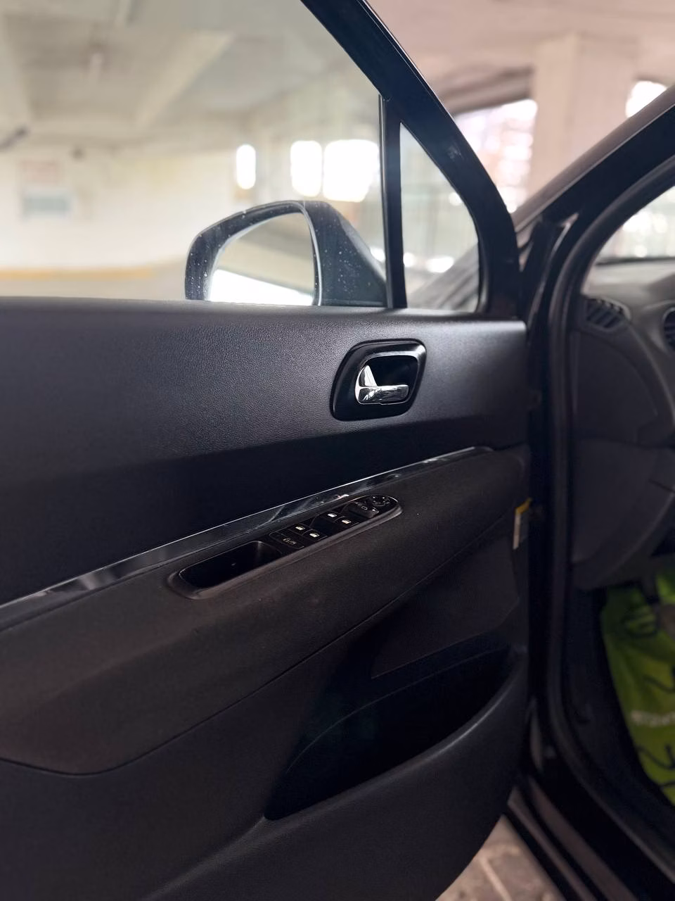 Peugeot 5008 фото 13