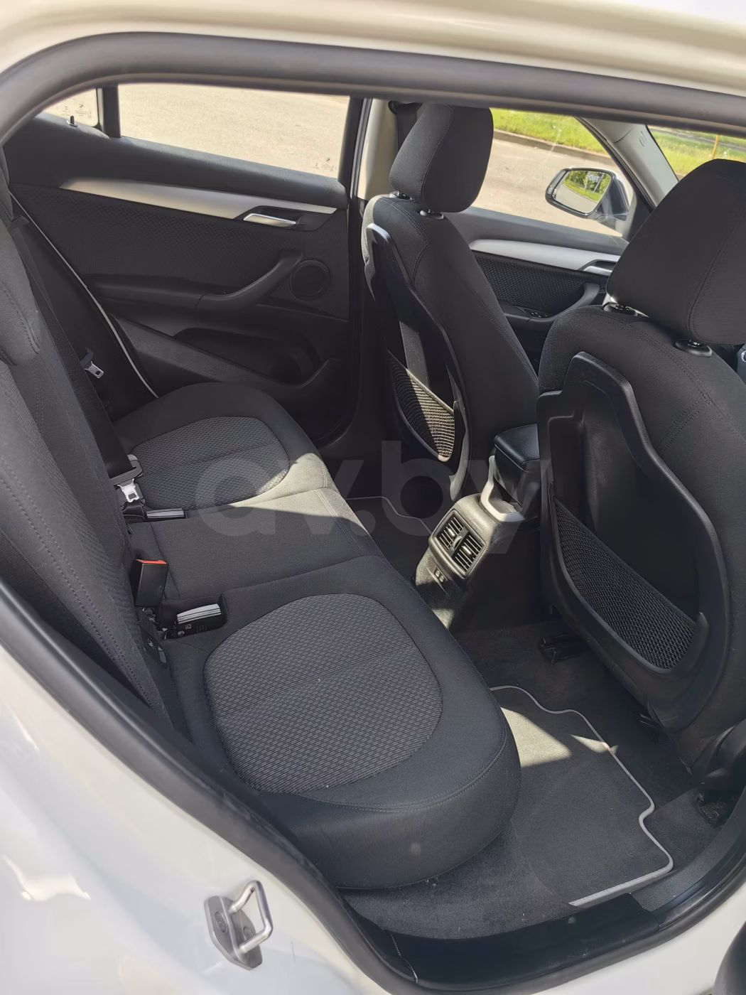 BMW X2 фото 12