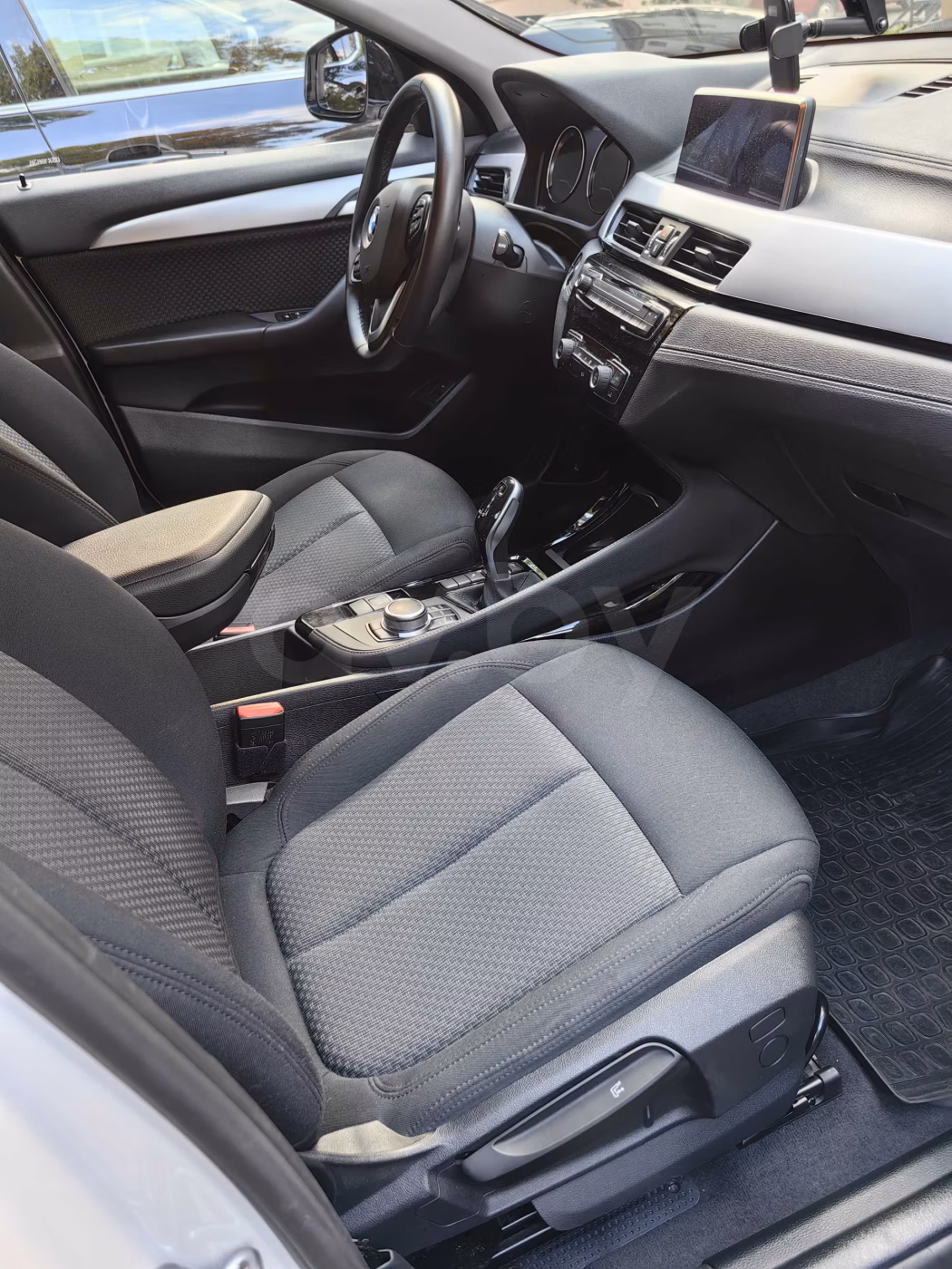 BMW X2 фото 9