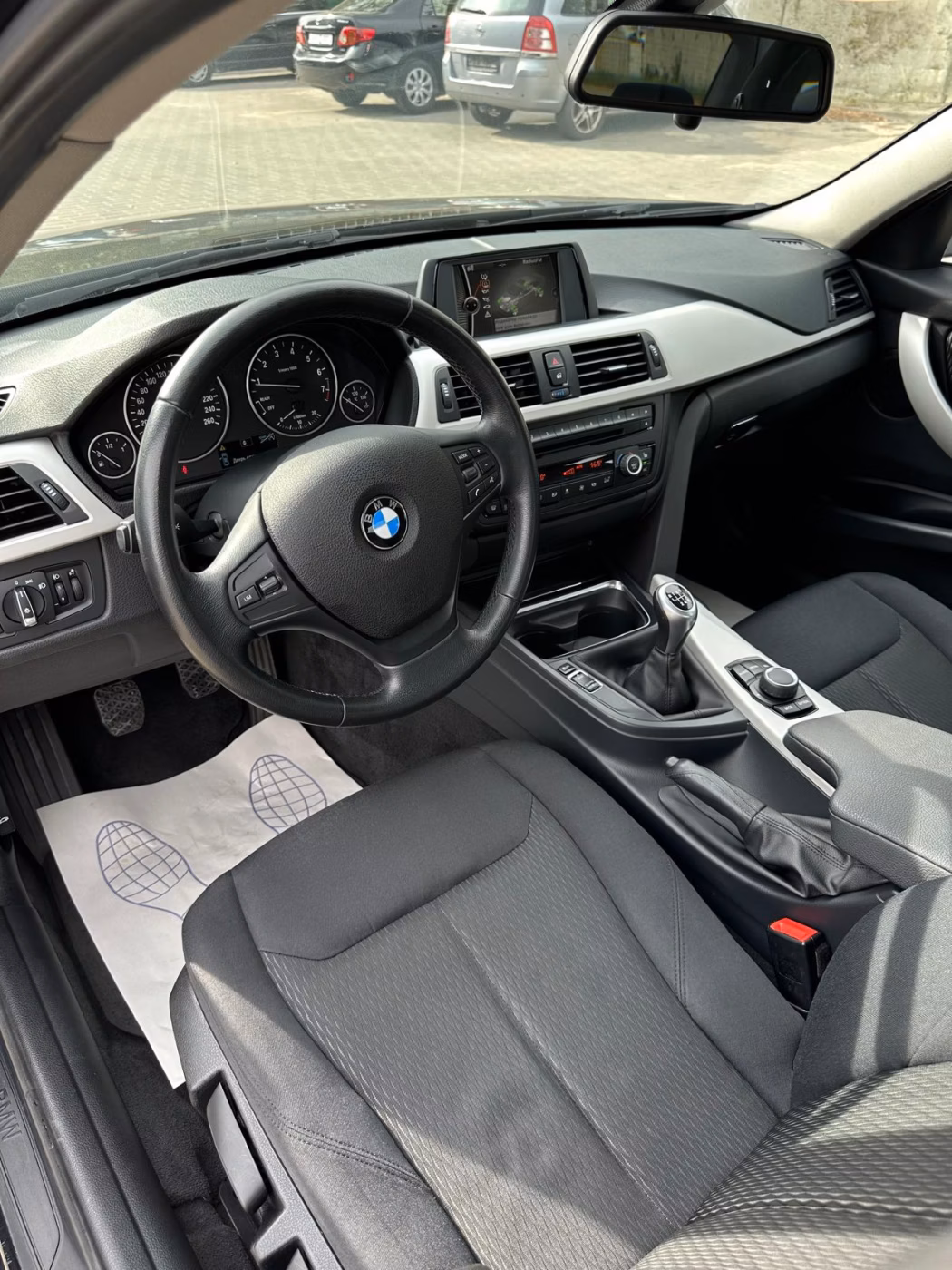 BMW 3 серия фото 12