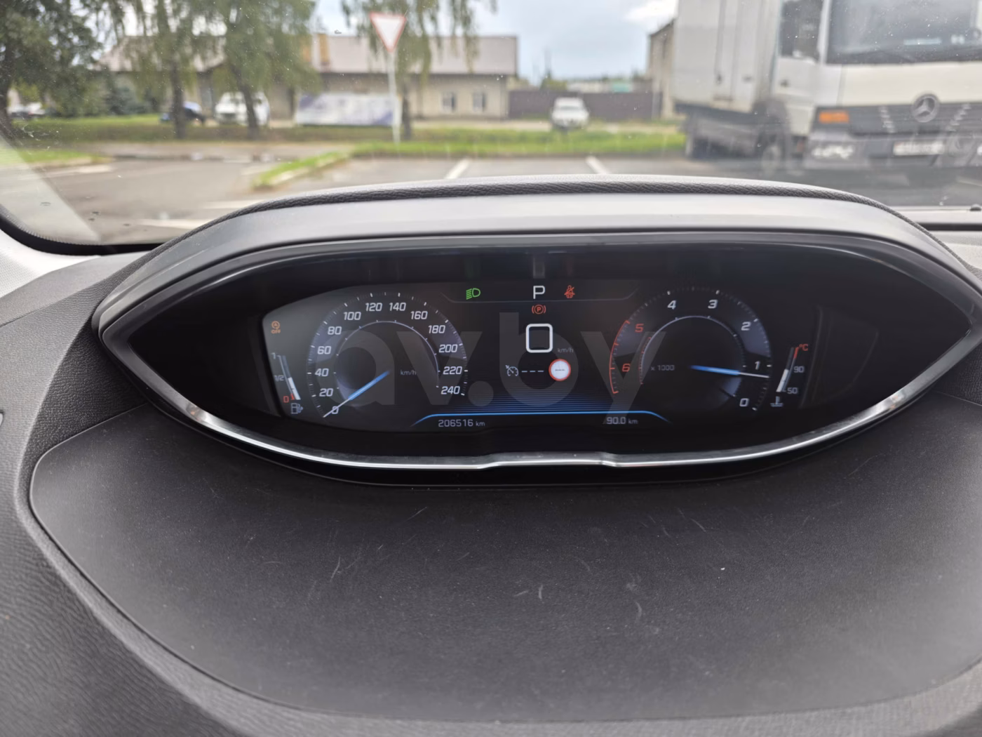 Peugeot 5008 фото 9