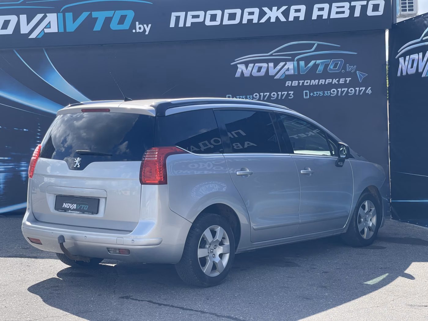 Peugeot 5008 фото 5
