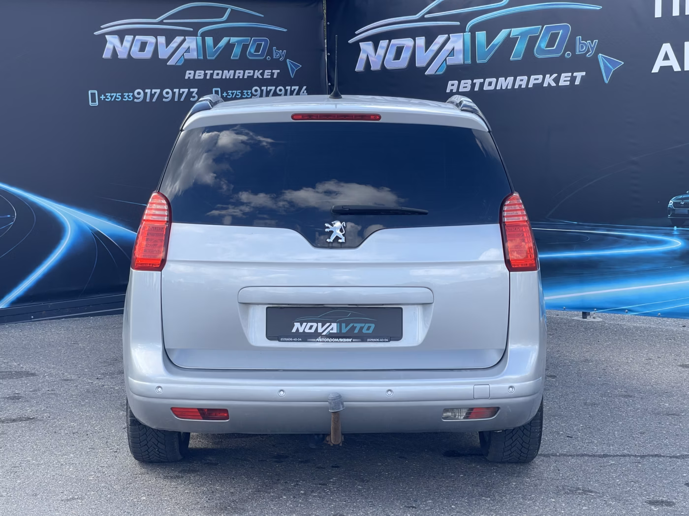 Peugeot 5008 фото 6