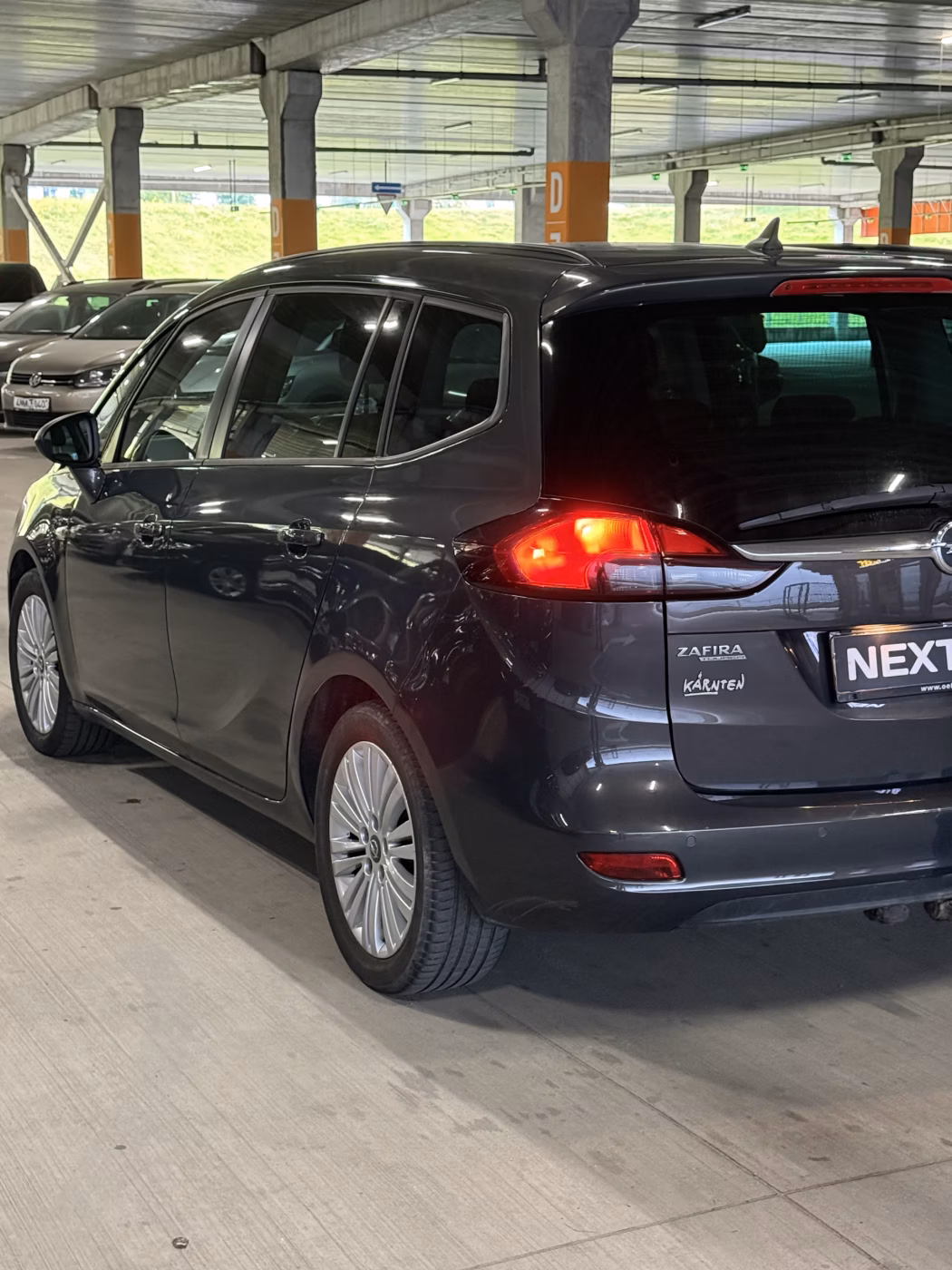 Opel Zafira фото 5