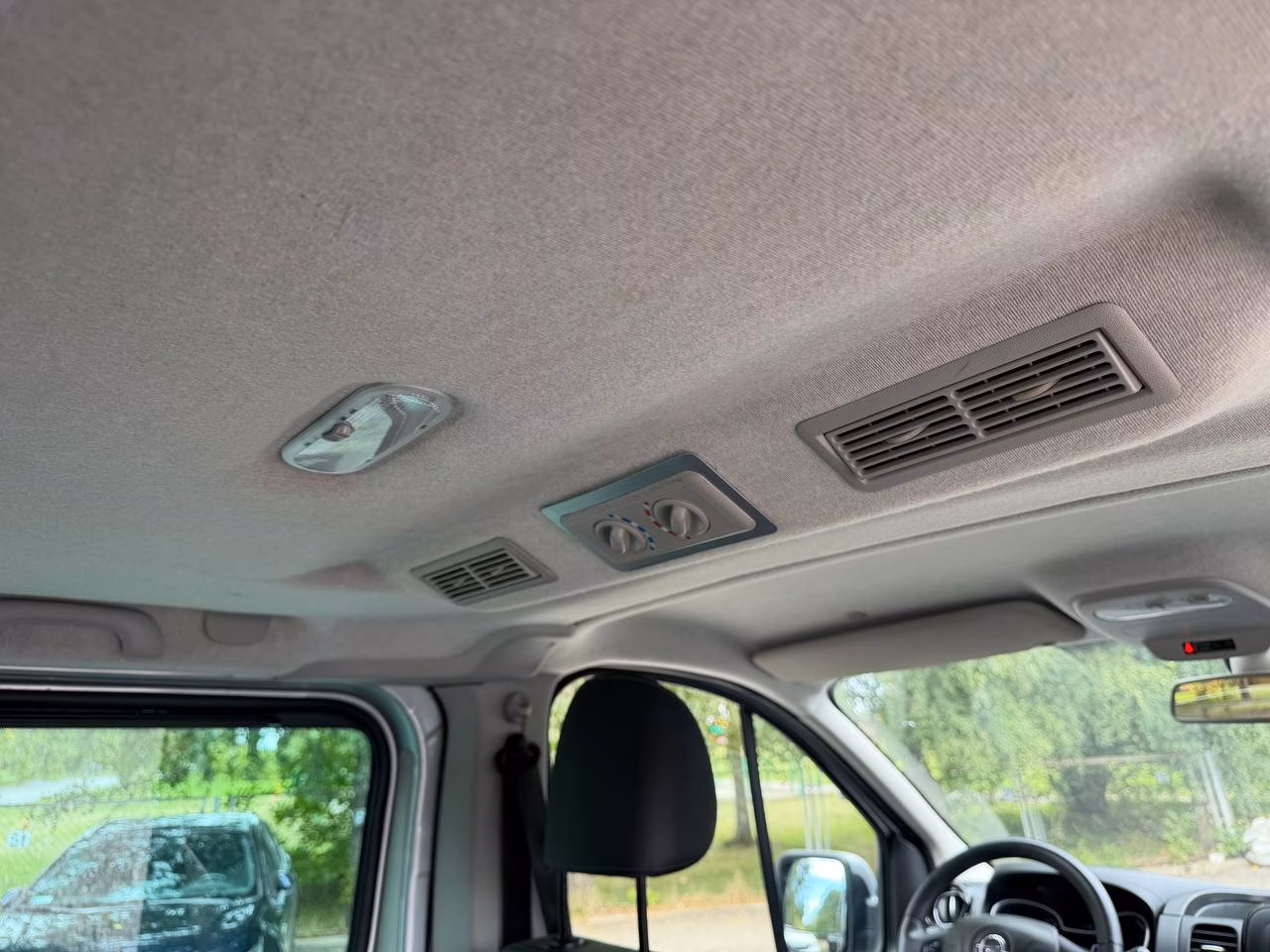 Opel Vivaro фото 13