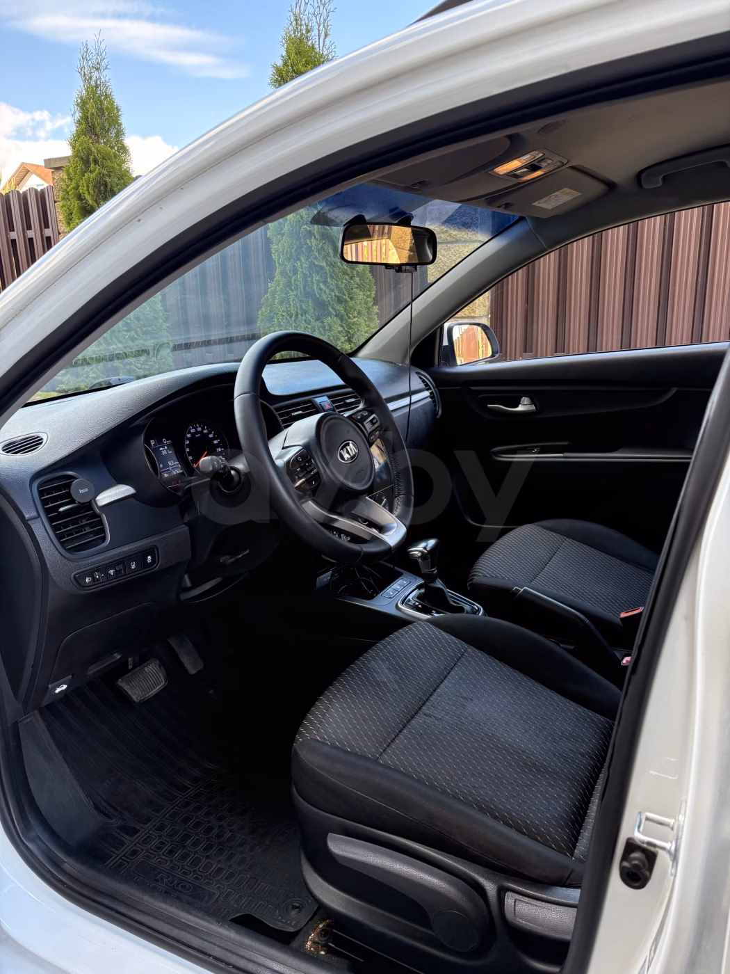 Kia Rio X (X-Line) фото 8