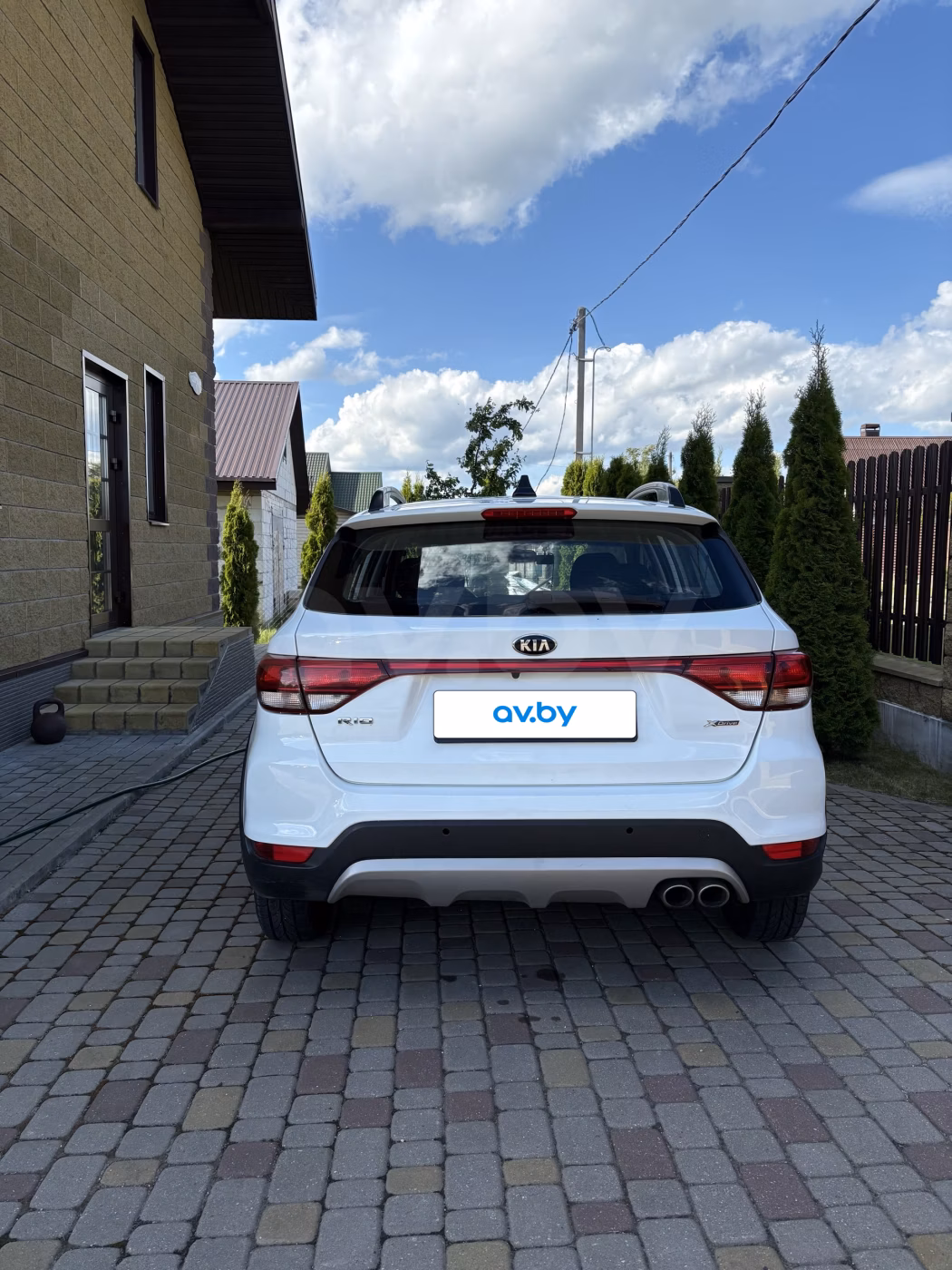 Kia Rio X (X-Line) фото 4