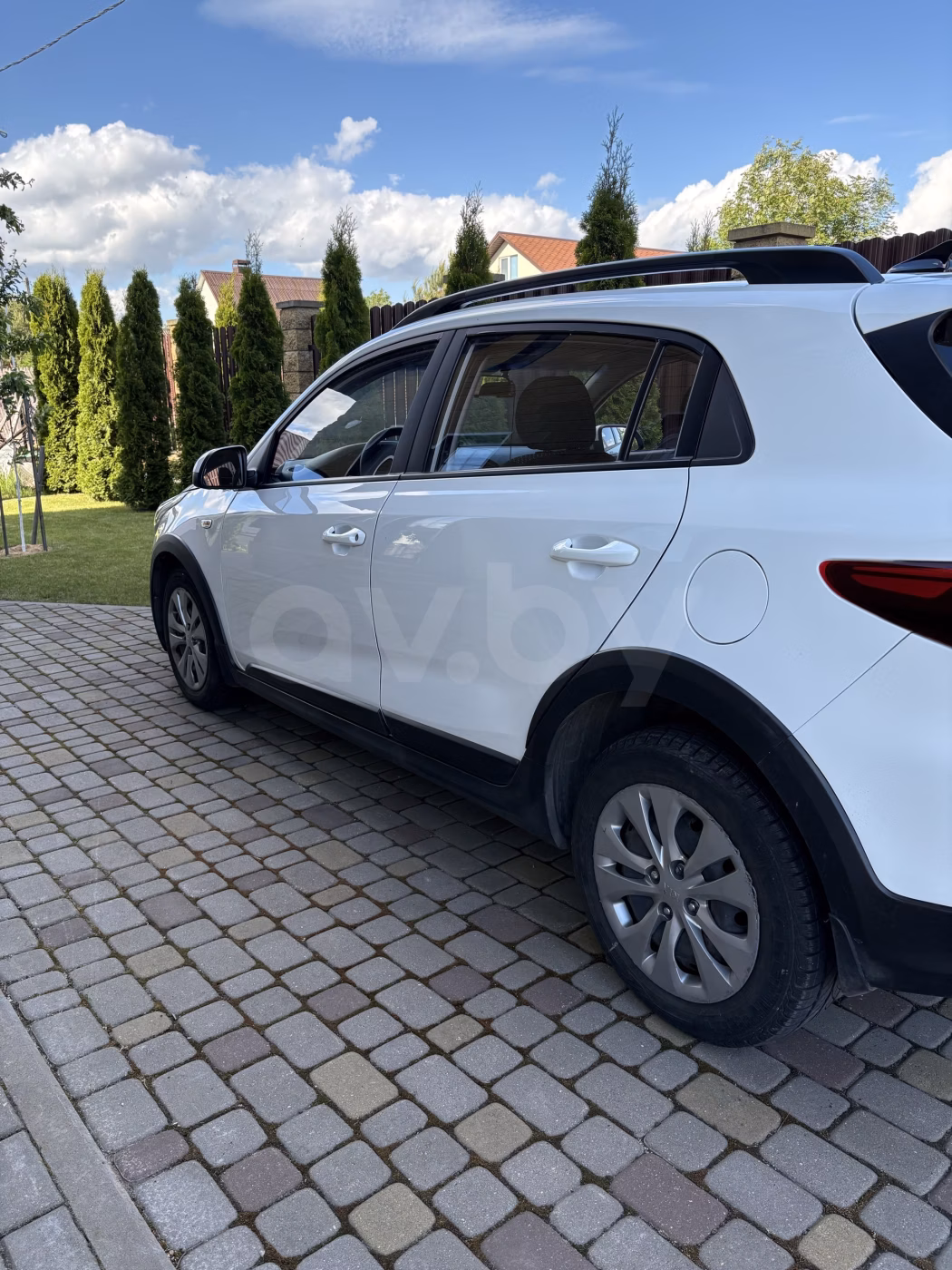 Kia Rio X (X-Line) фото 6
