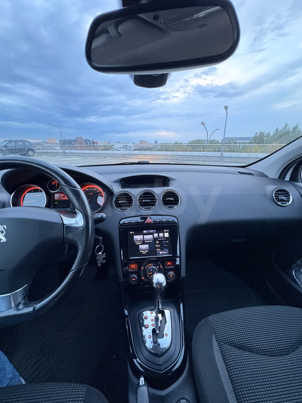 Peugeot 408 фото 26