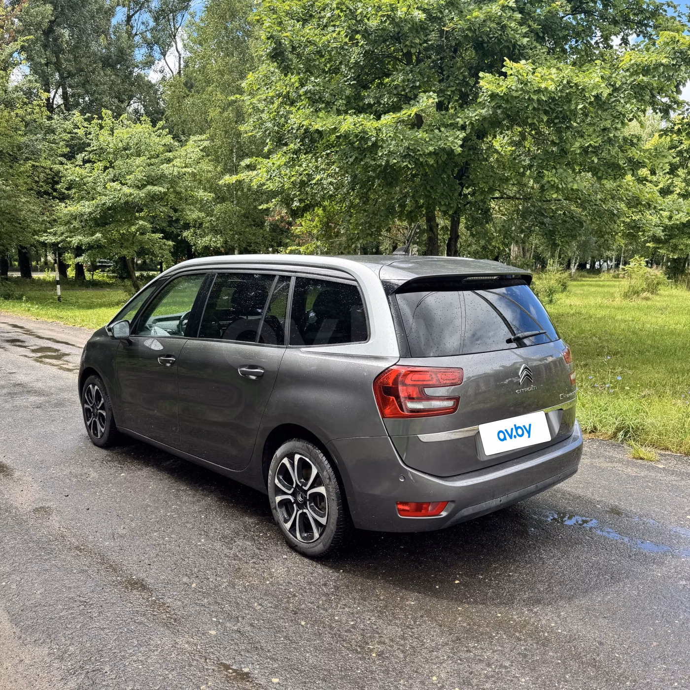 Citroen C4 Grand Spacetourer фото 9