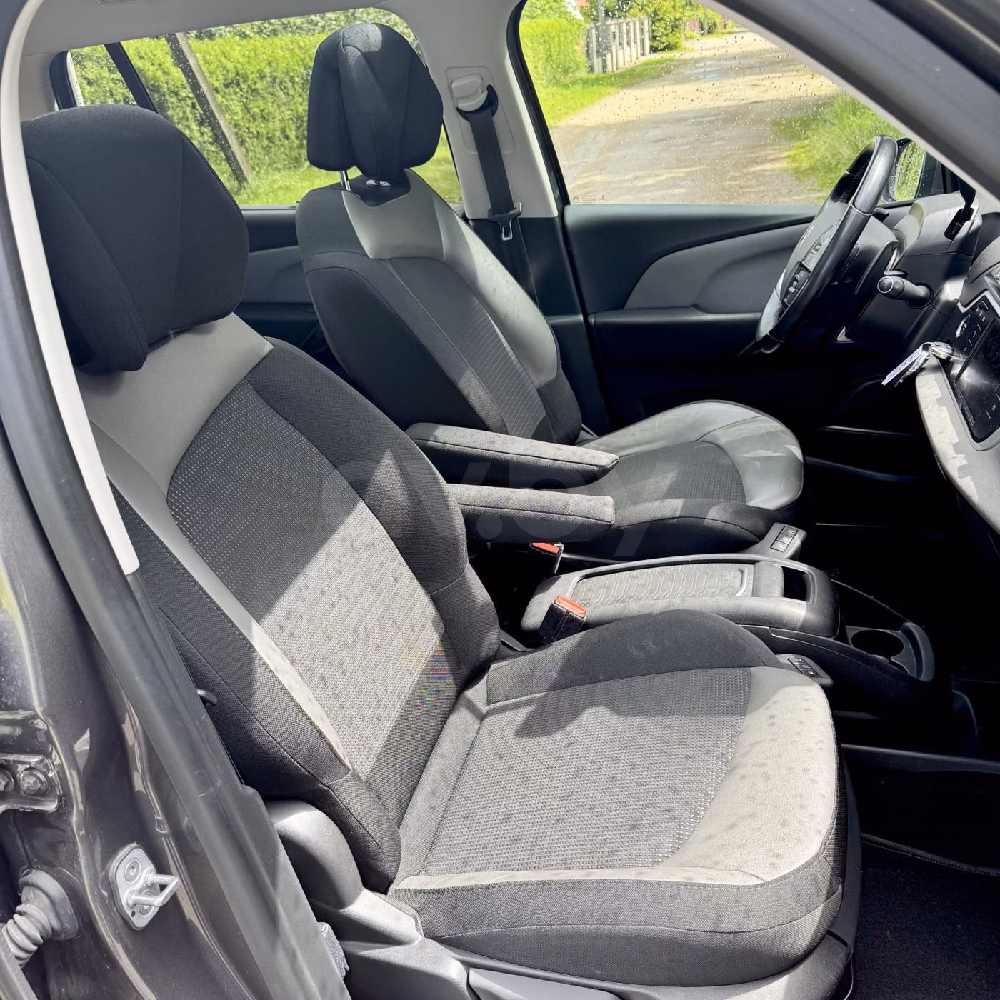 Citroen C4 Grand Spacetourer фото 23