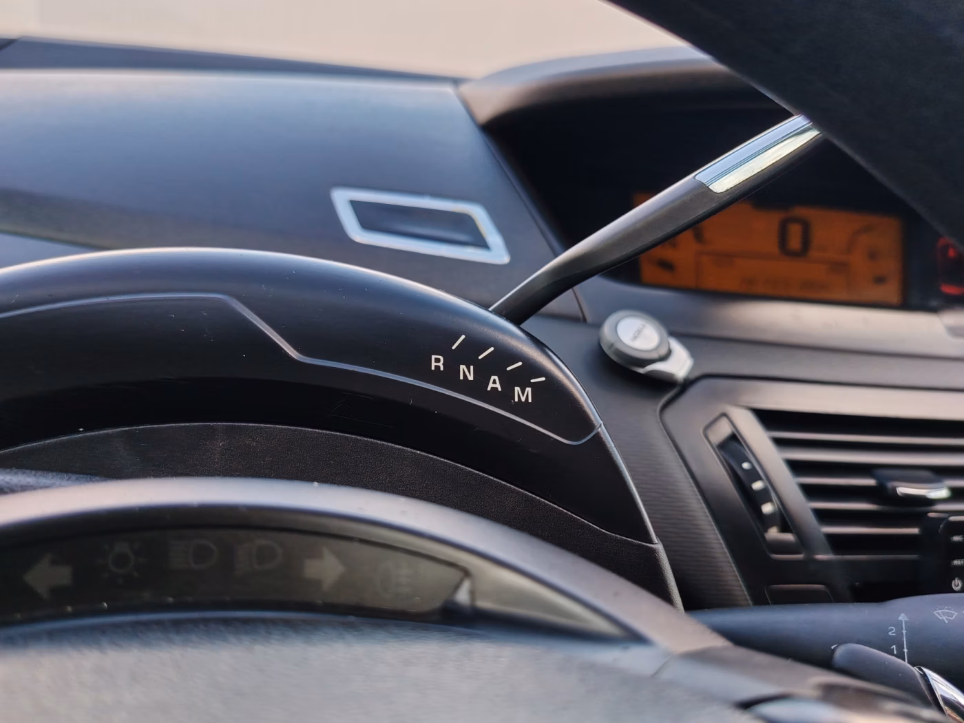 Citroen C4 фото 18