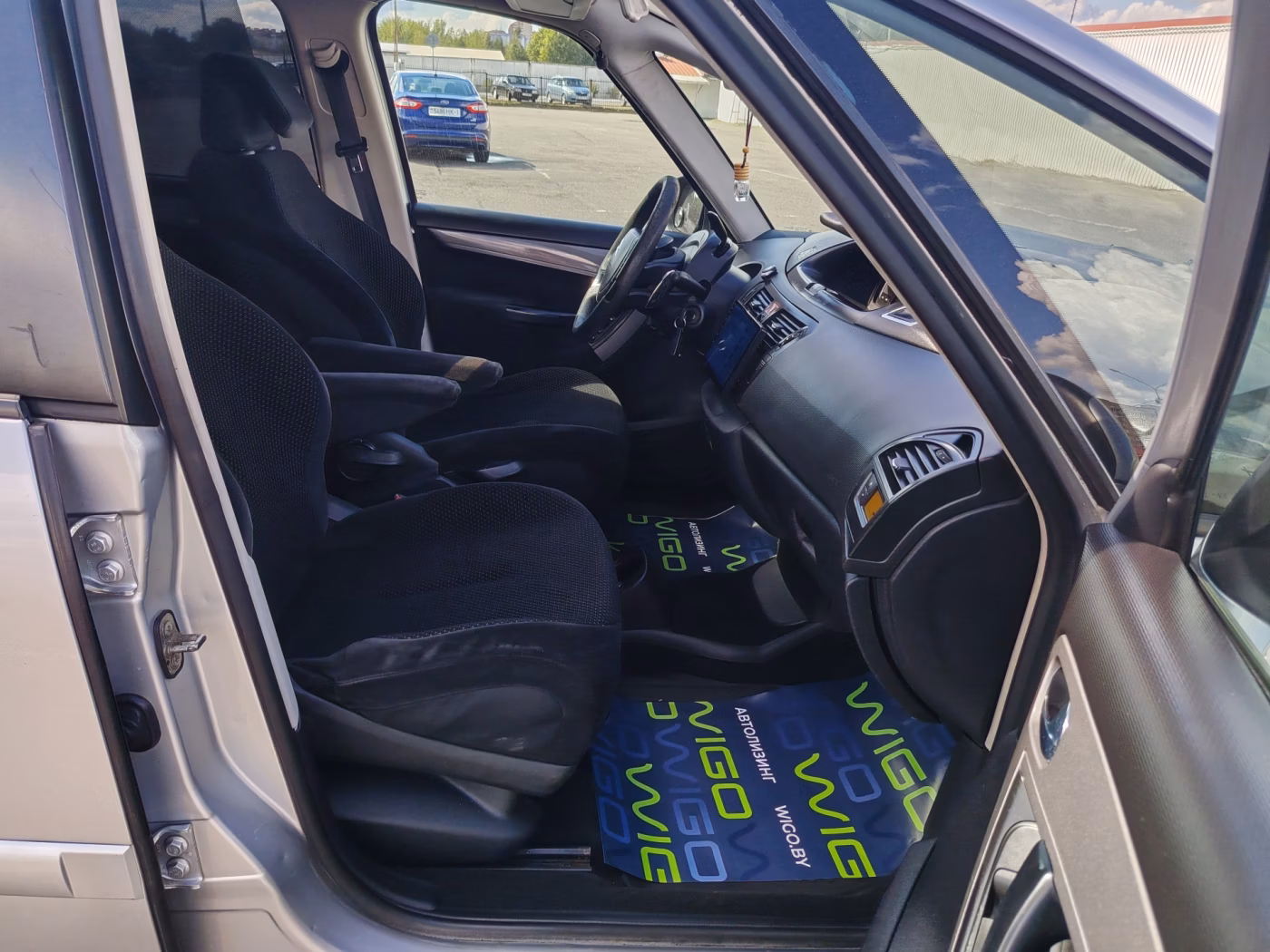 Citroen C4 фото 12