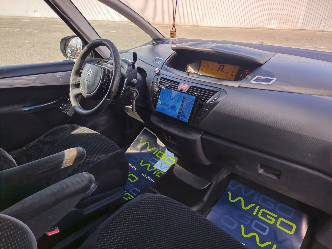 Citroen C4 фото 13