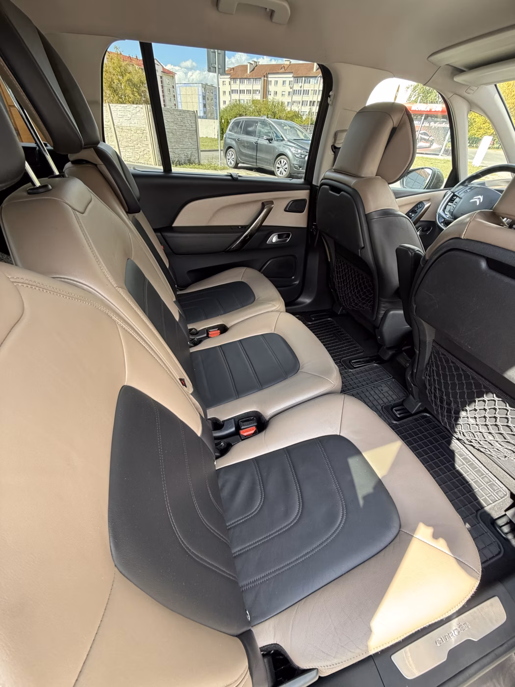 Citroen C4 Picasso фото 10