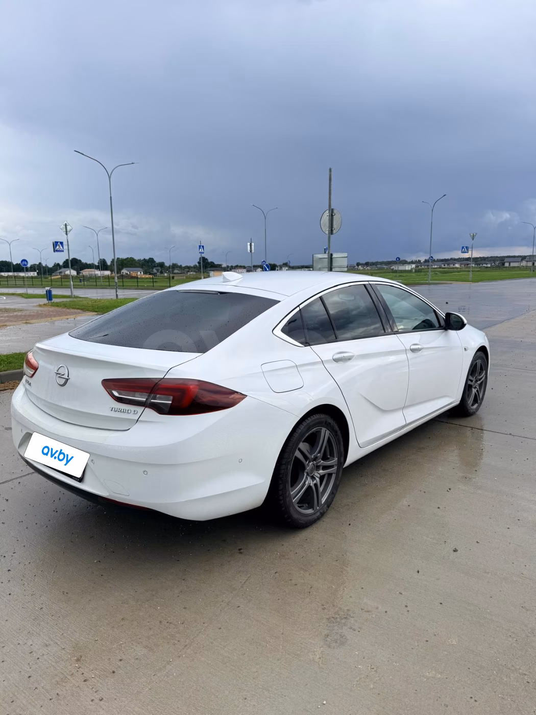 Opel Insignia фото 8