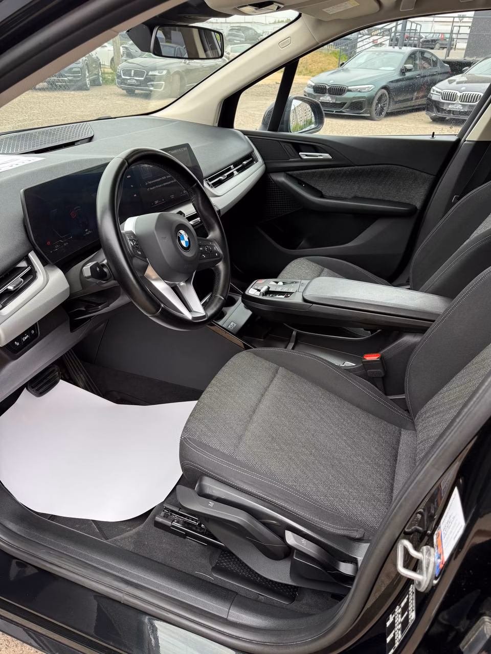 BMW 2 серия Active Tourer фото 9