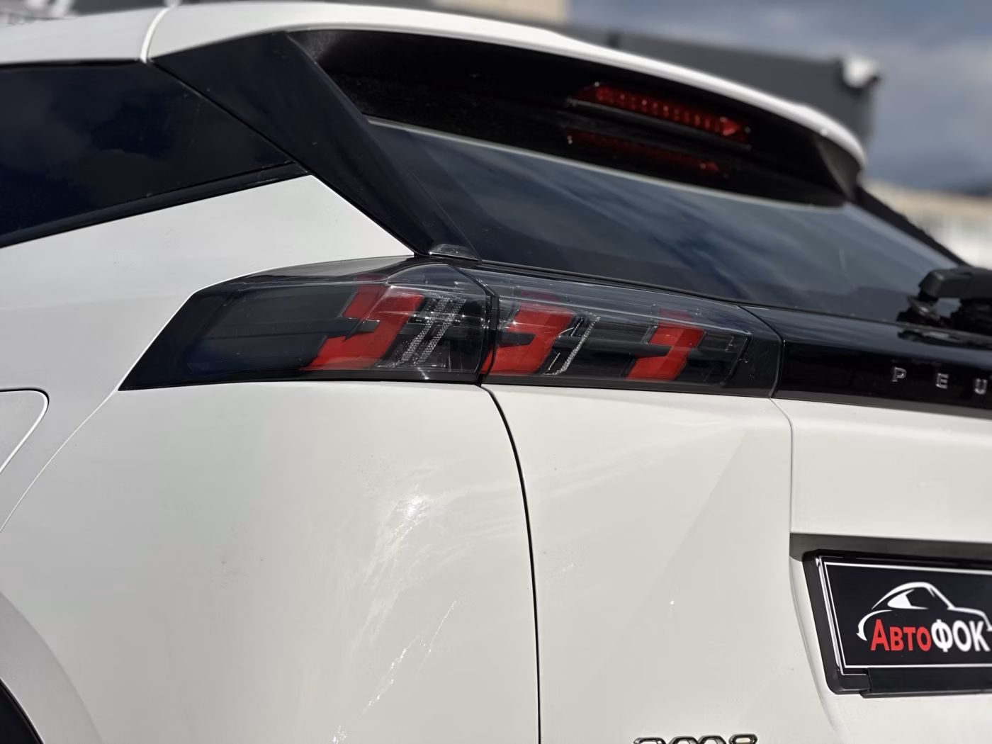 Peugeot 2008 фото 25