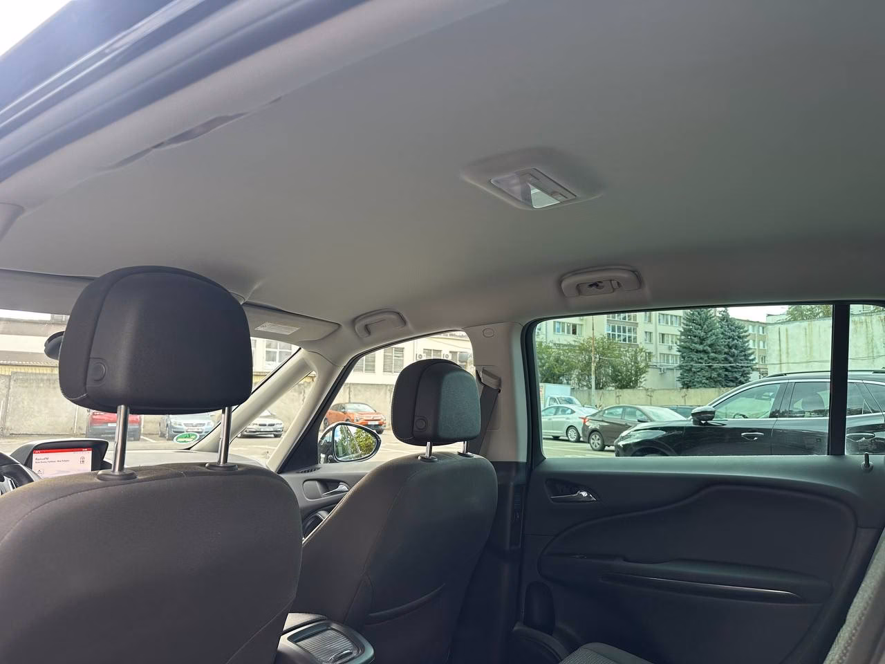 Opel Zafira фото 18