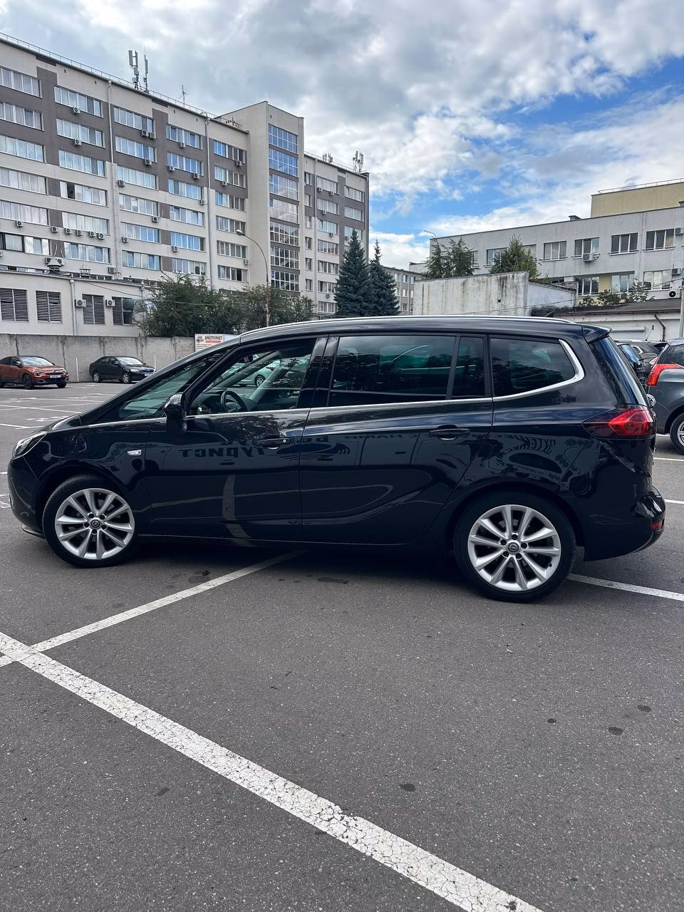 Opel Zafira фото 11