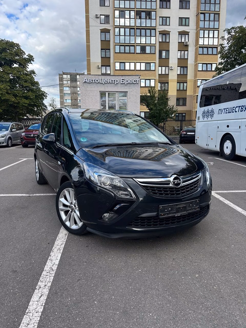 Opel Zafira фото 2