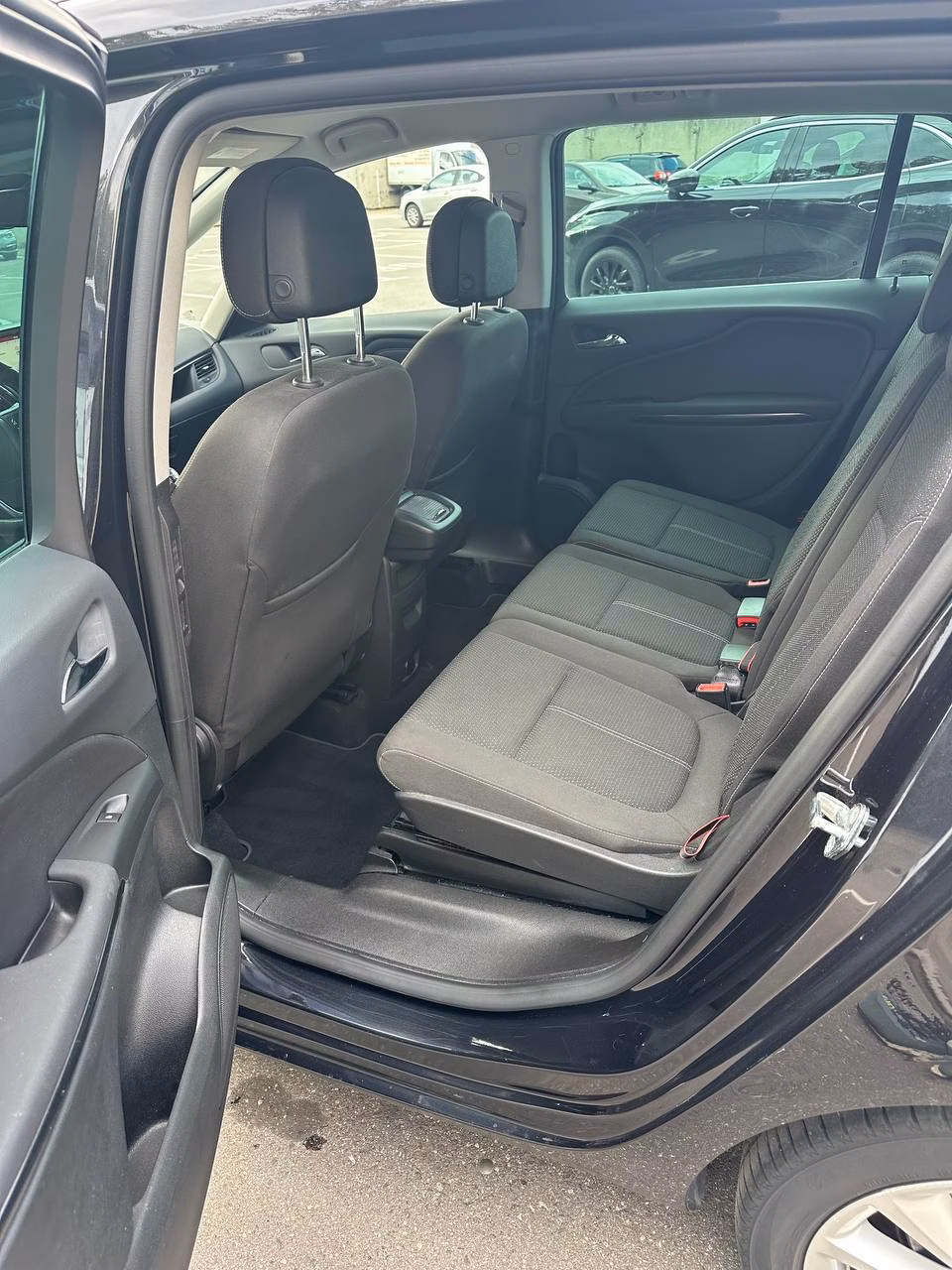 Opel Zafira фото 20