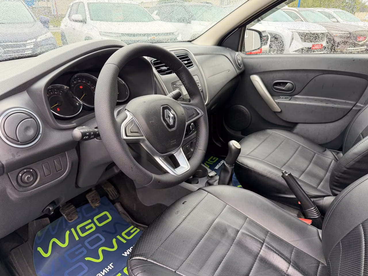 Renault Logan Stepway фото 9