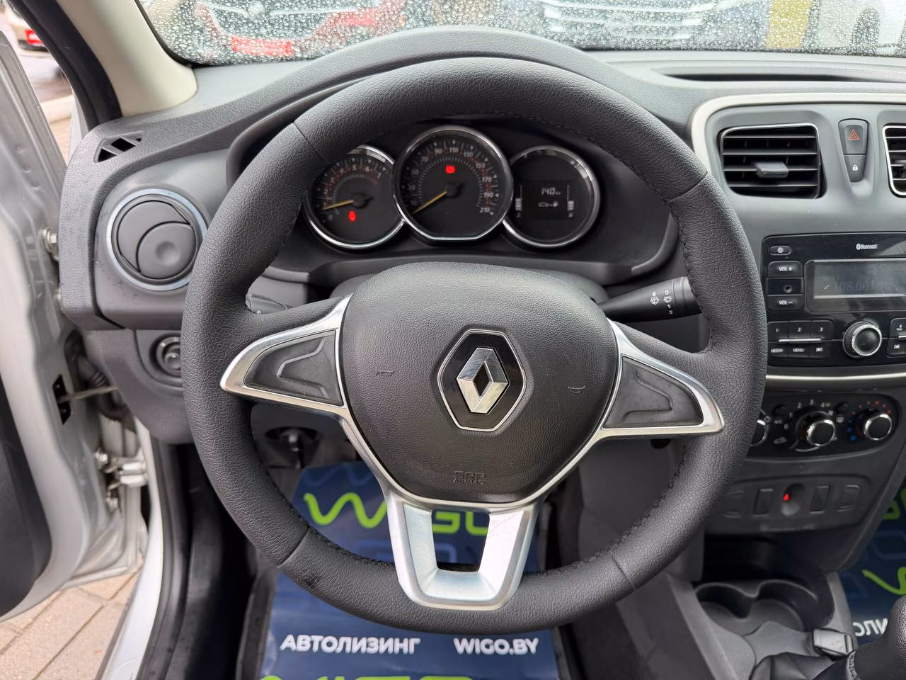 Renault Logan Stepway фото 10