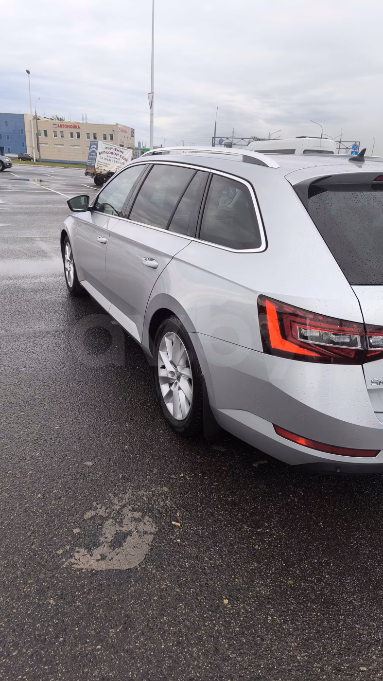 Skoda Superb фото 3