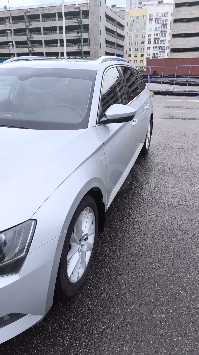 Skoda Superb фото 6