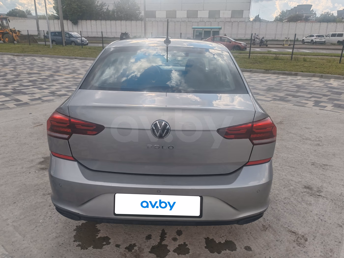 Volkswagen Polo Sedan фото 15