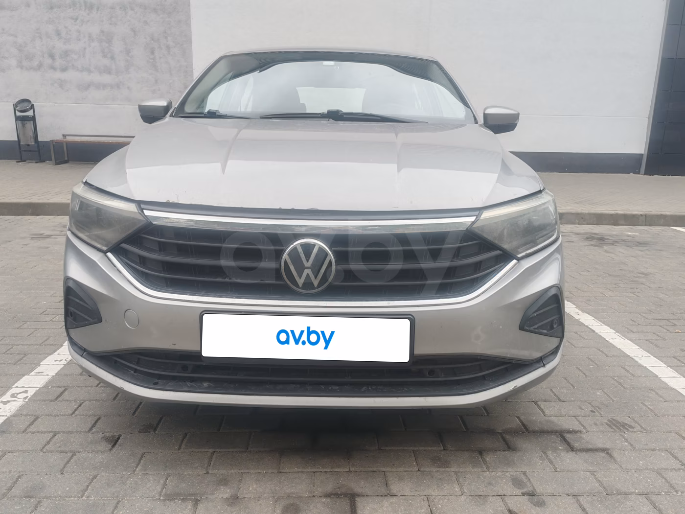 Volkswagen Polo Sedan фото 3