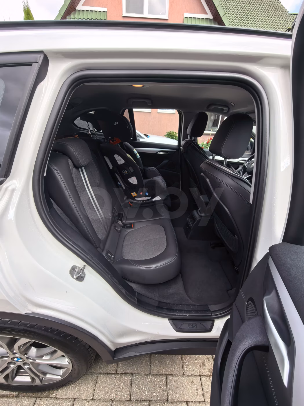 BMW X1 фото 9