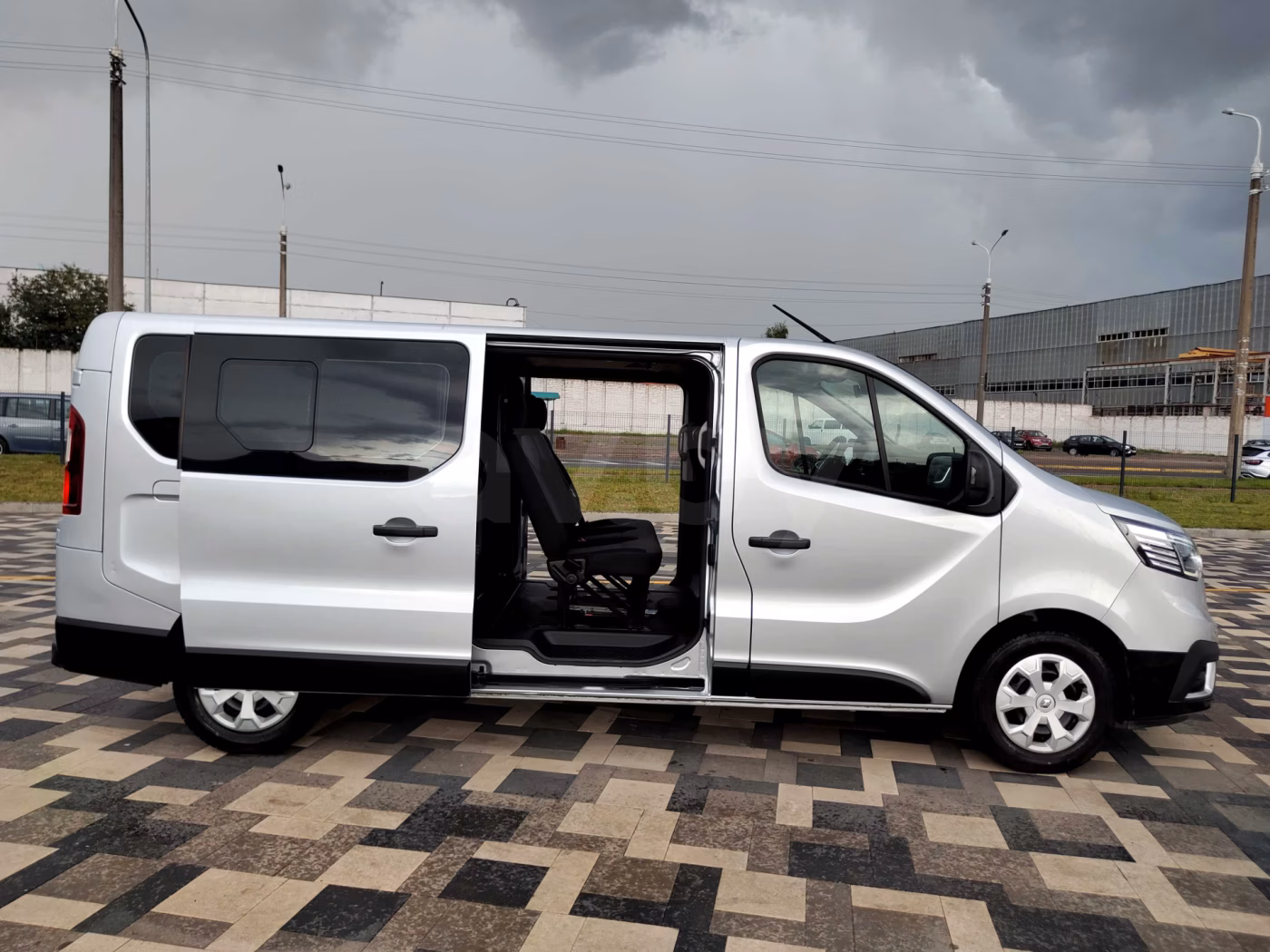 Renault Trafic фото 6
