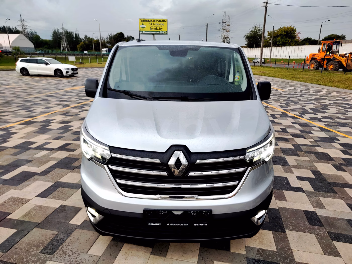 Renault Trafic фото 7