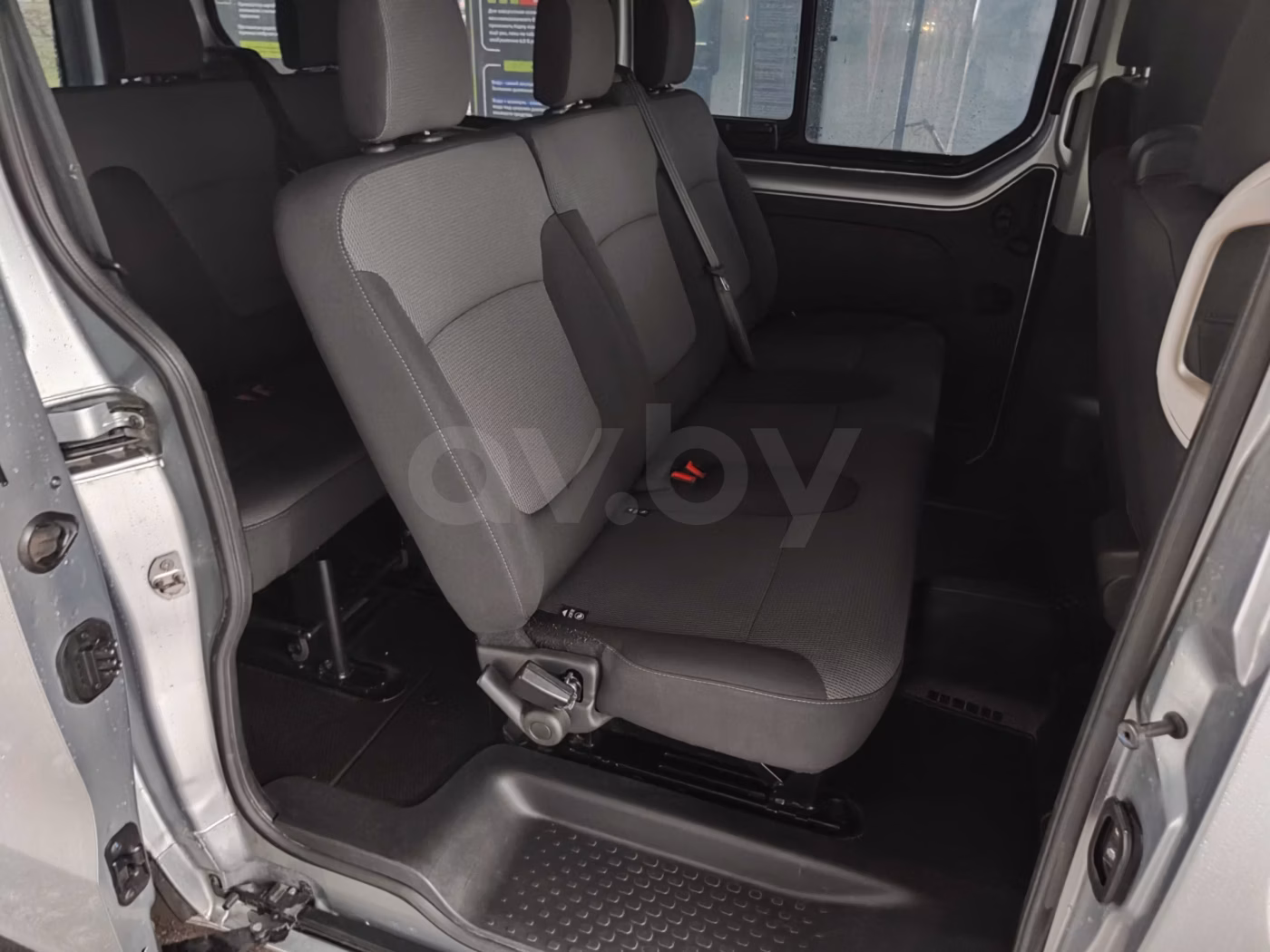 Renault Trafic фото 14