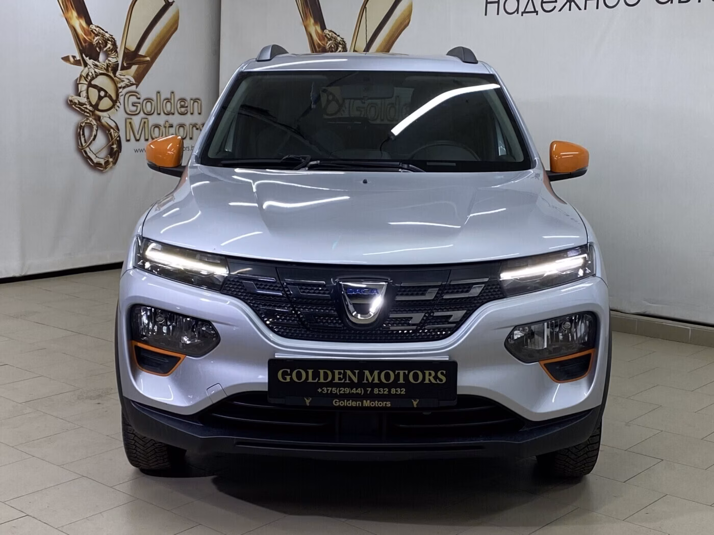 Dacia Spring фото 2