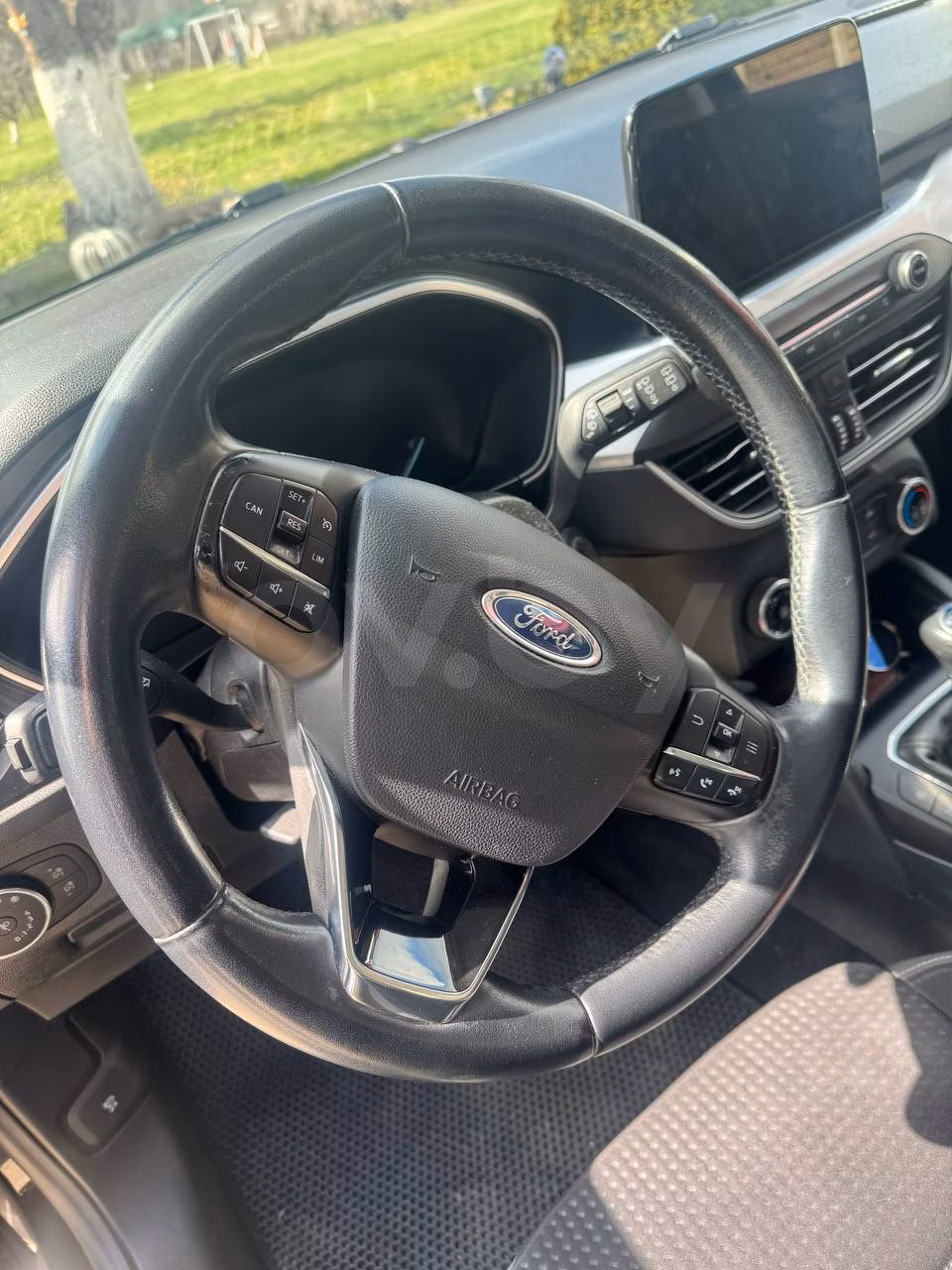 Ford Focus фото 8