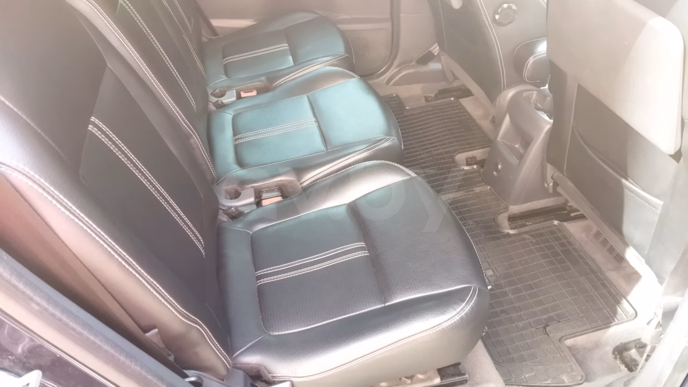 Peugeot 5008 фото 12