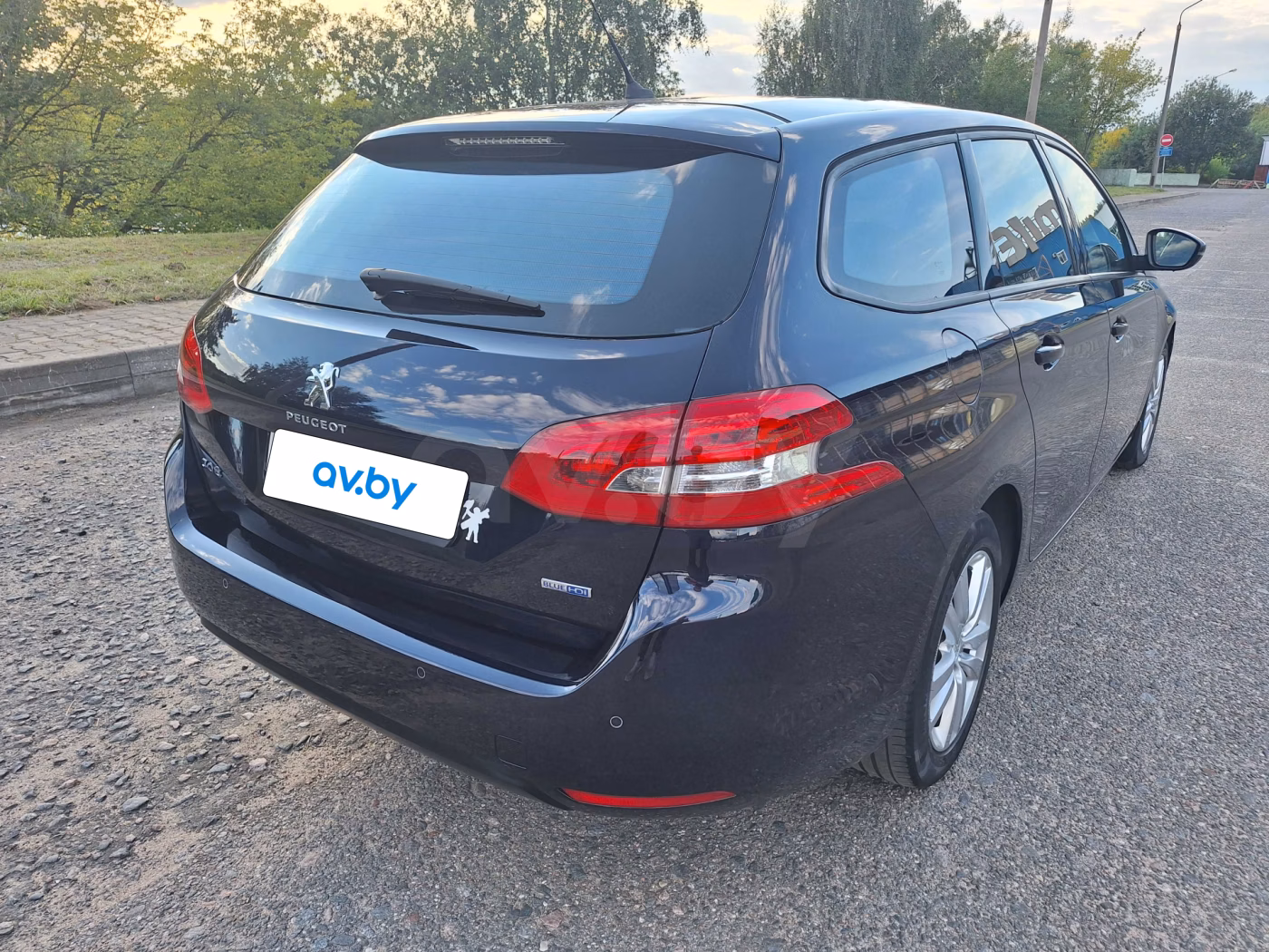 Peugeot 308 фото 6