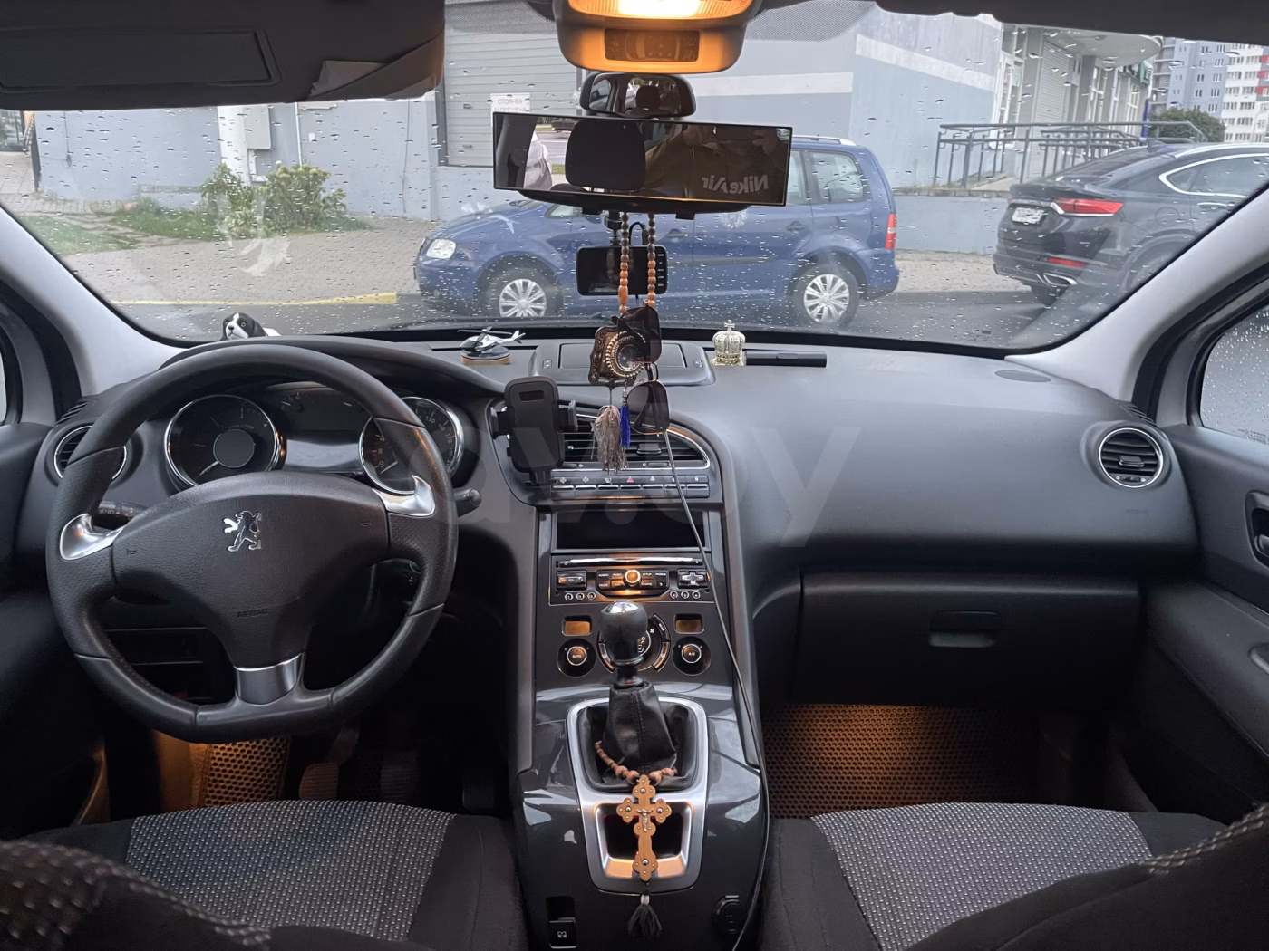 Peugeot 5008 фото 7