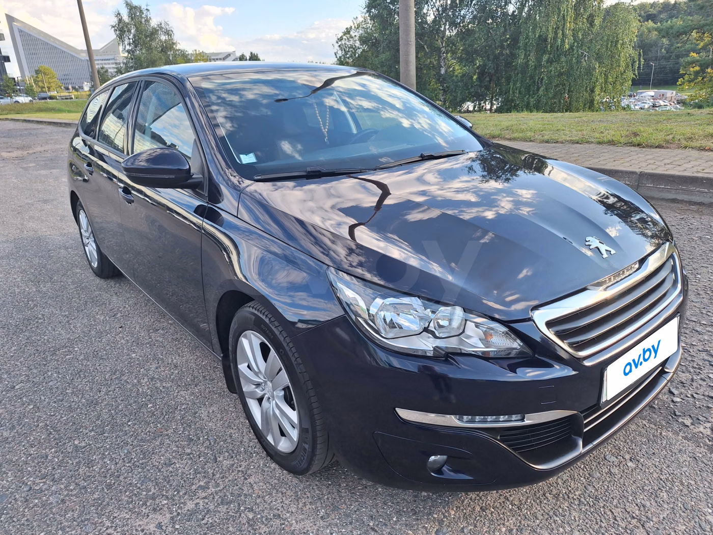 Peugeot 308 фото 2