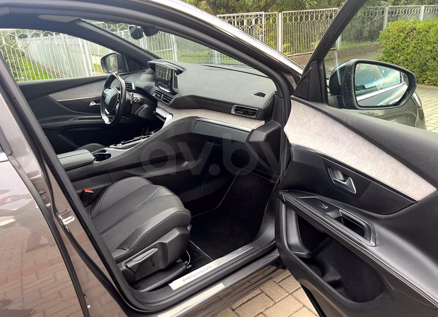 Peugeot 5008 фото 14