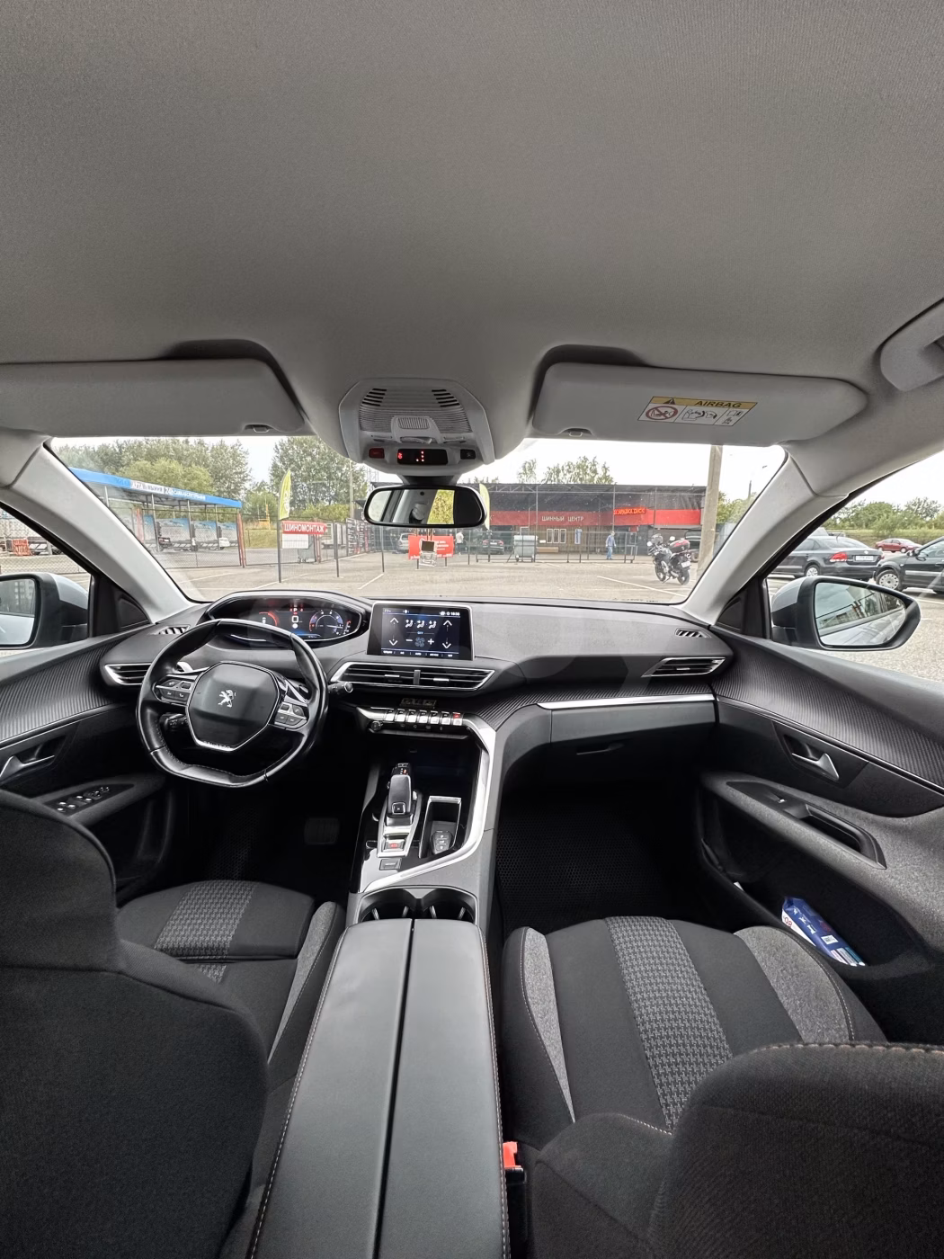 Peugeot 3008 фото 8