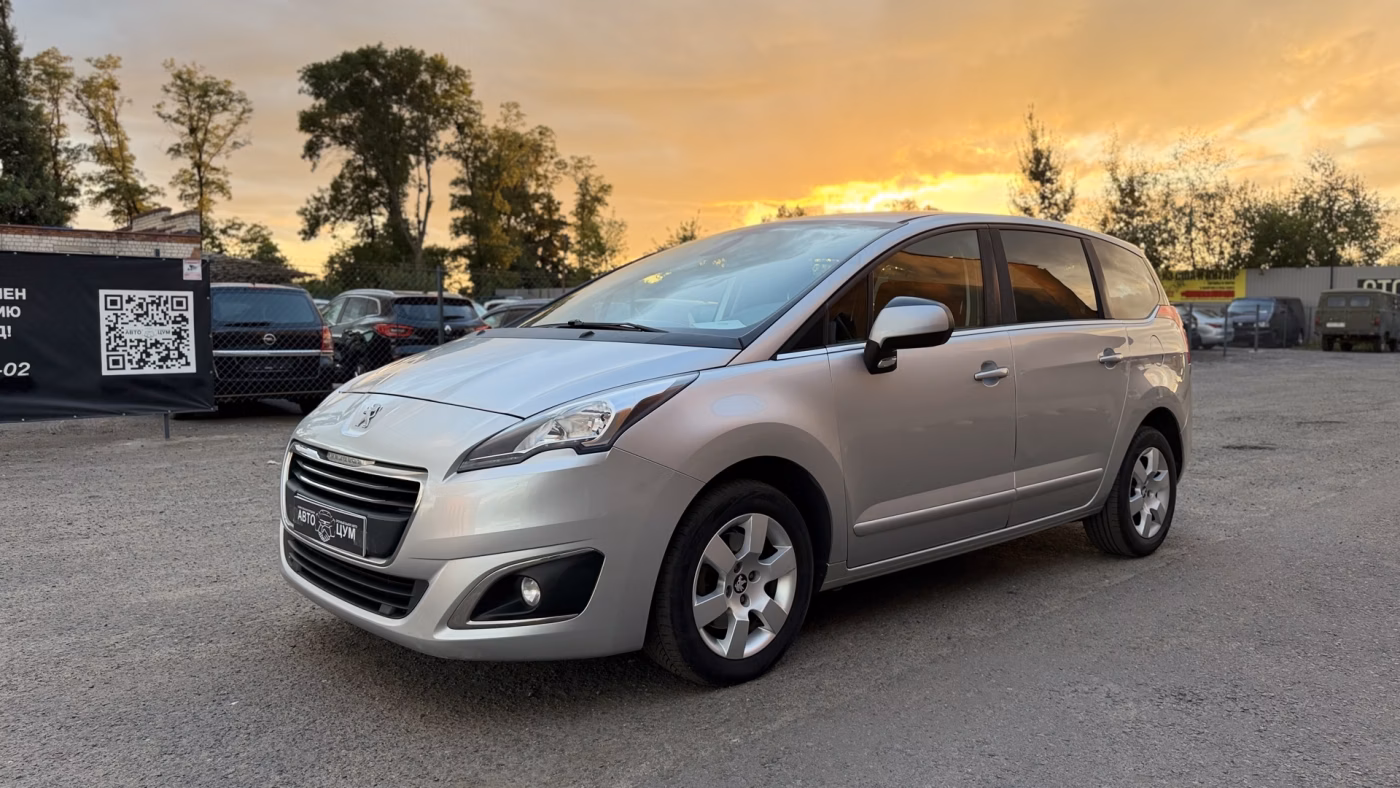 Peugeot 5008 фото 14