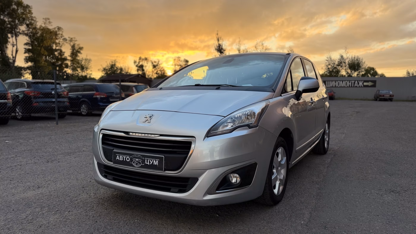 Peugeot 5008 фото 16