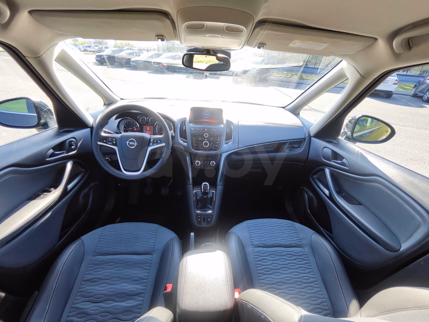 Opel Zafira фото 10