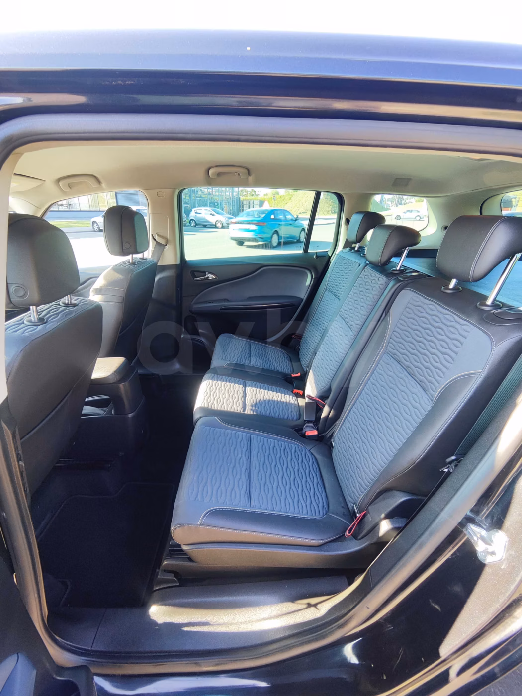 Opel Zafira фото 19