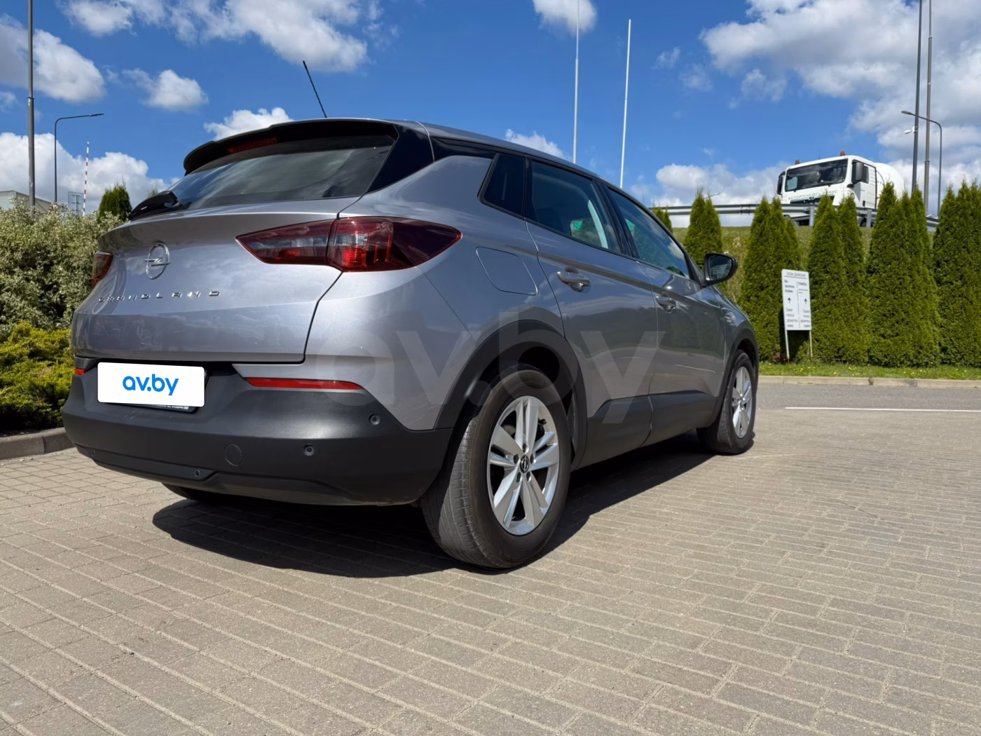 Opel Grandland X фото 17