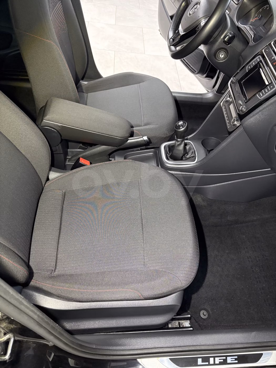 Volkswagen Polo Sedan фото 5